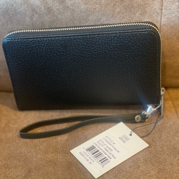 London Fog Pebble Cell Phone & Zip Around Black Wristlet Wallet - Picture 2 of 7